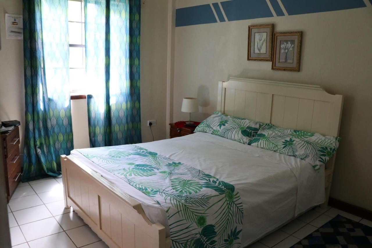 Tropical Breeze Vacation Home And Apartments 그로스 아일릿 외부 사진