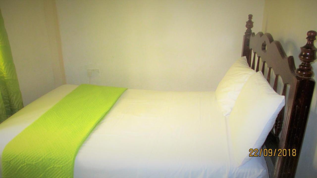 Tropical Breeze Vacation Home And Apartments 그로스 아일릿 외부 사진