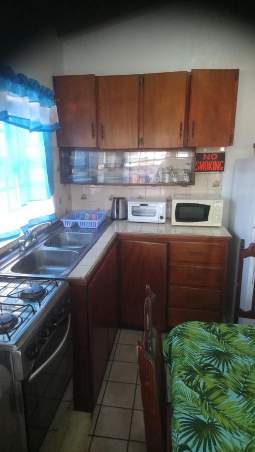 Tropical Breeze Vacation Home And Apartments 그로스 아일릿 외부 사진