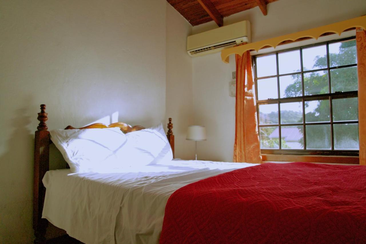 Tropical Breeze Vacation Home And Apartments 그로스 아일릿 외부 사진